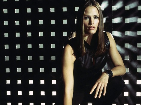 11424_shpionka_or_alias_1600x1200_(www.GdeFon.ru)