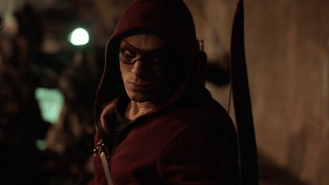 roy_harper_wearing_a_mask-arrow-season-3-stephen-amell-teases-on-olicity-arsenal-and-oliver-s-baby-mama
