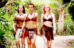 Charmed-Sisters-charmed-and-the-secret-circle-37084352-245-160